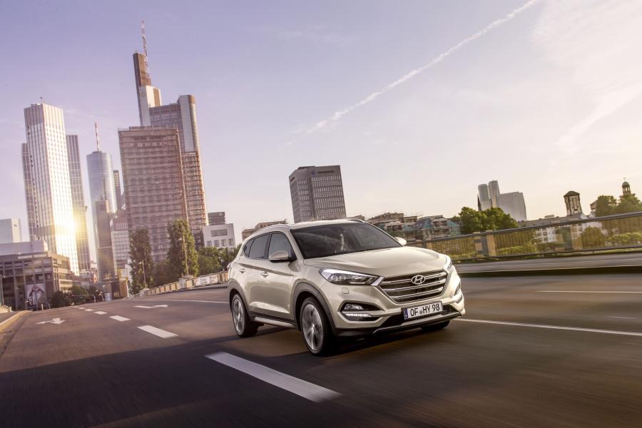  Hyundai Tucson 2015 года  (фото 18 из 27)